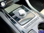 Jaguar XE R-Dynamic Black AWD Aukcja 295611 - grafika 12