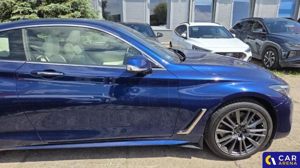 Infiniti Q60