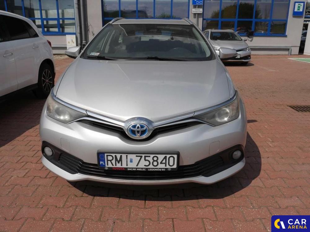 Toyota Auris Hsd 1.8 Mr`15 E6 Kombi