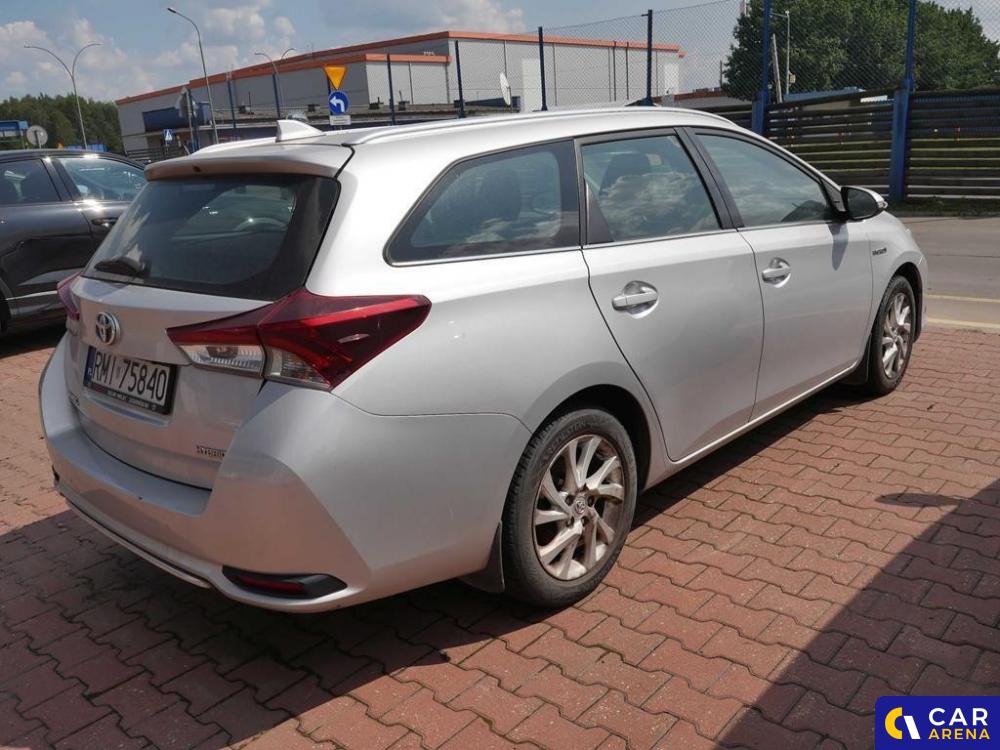 Toyota Auris Hsd 1.8 Mr`15 E6 Kombi