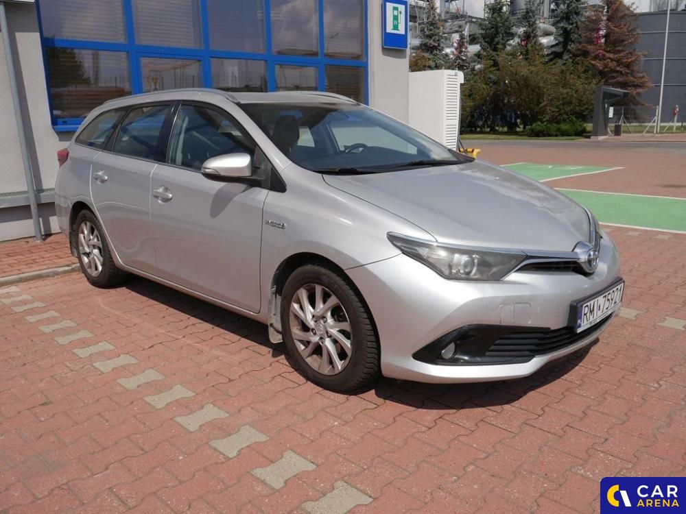 Toyota Auris Hsd 1.8 Mr`15 E6 Kombi