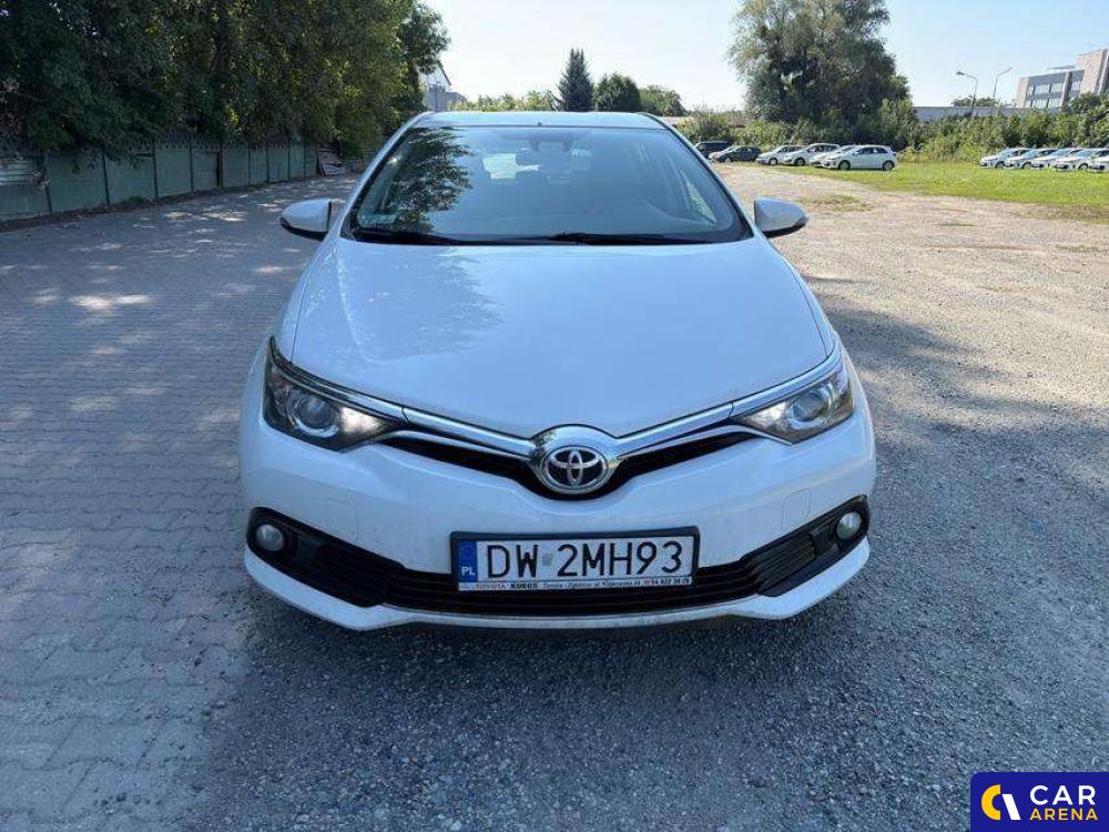 Toyota Auris 1.6 Mr`15 E6 Kompakt