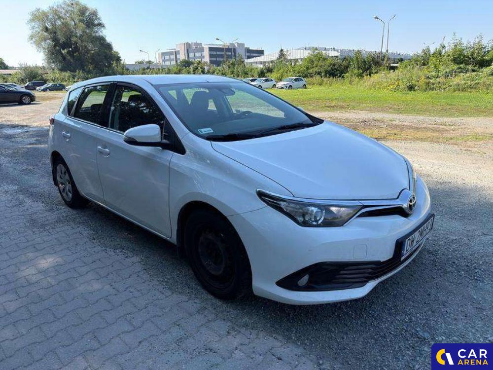 Toyota Auris 1.6 Mr`15 E6 Kompakt